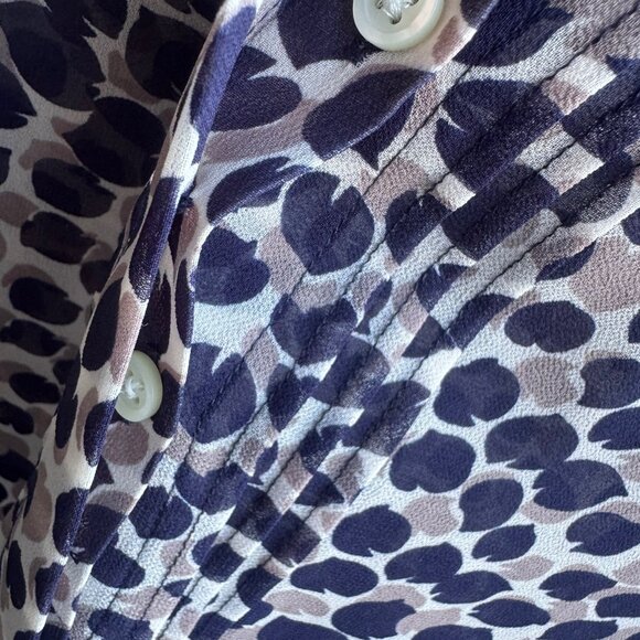 Banana Republic 3/4 Sleeve Button Front Round Neck Geo Sheer Blouse Size L. - Picture 8 of 10